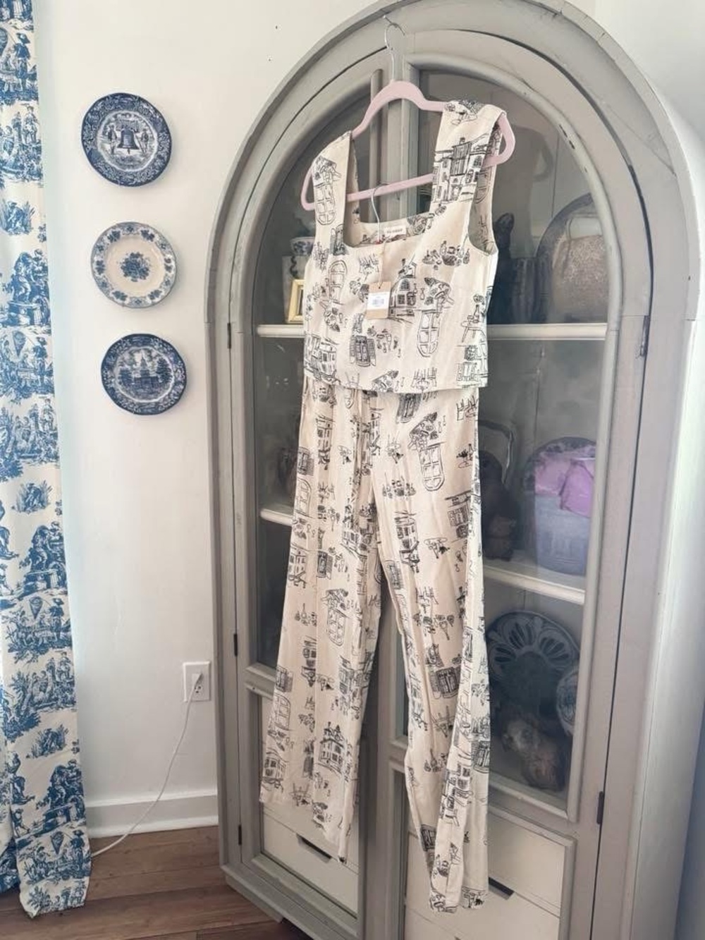 Blu Pepper Cream Scenic Print Jumpsuit